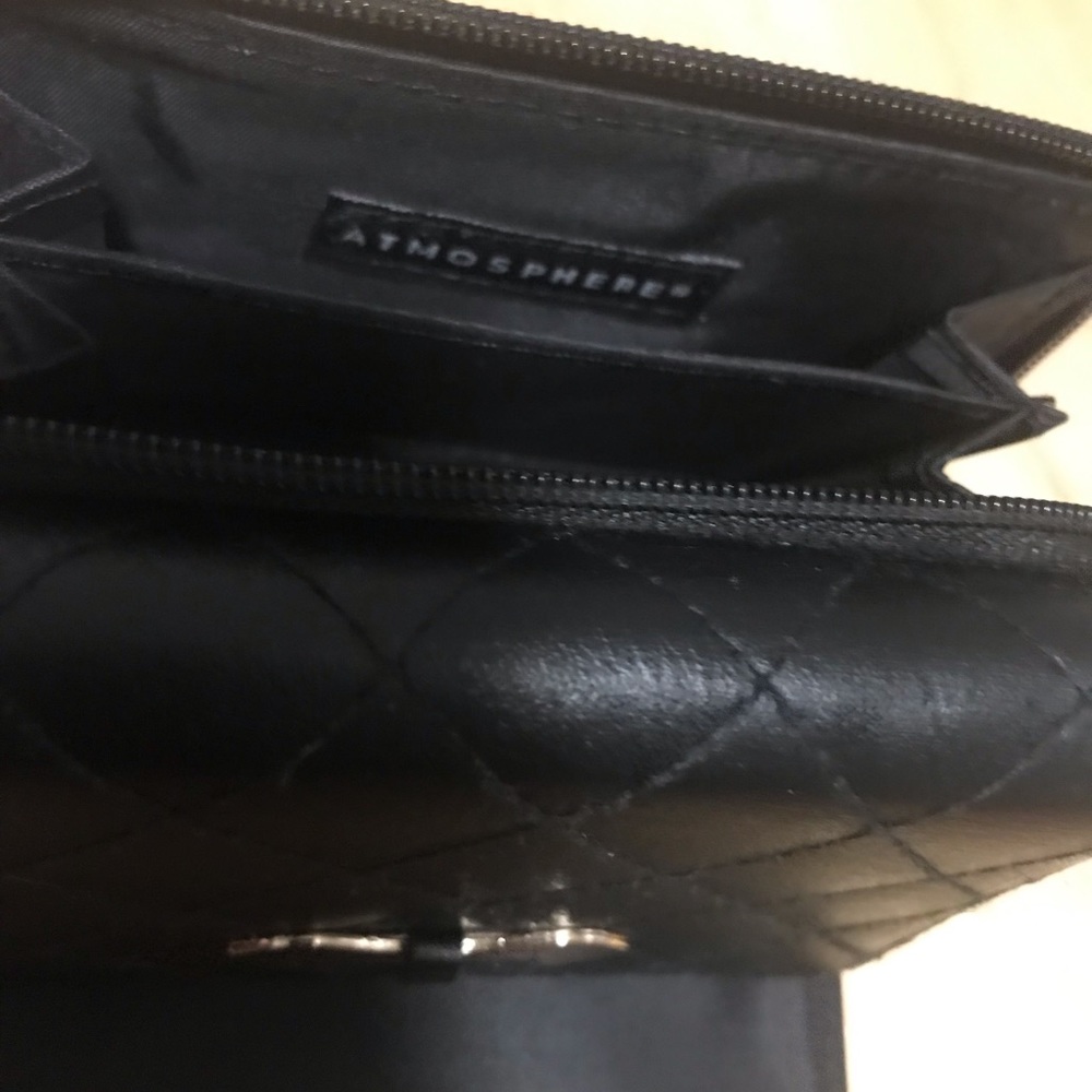 Atmosphere Wallet - Picture 5 of 7